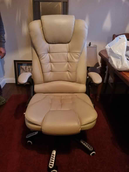 Photo of free Office chair (HR9) #1