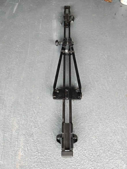 Photo of free Single roof rack bike carrier (Letchworth) #1