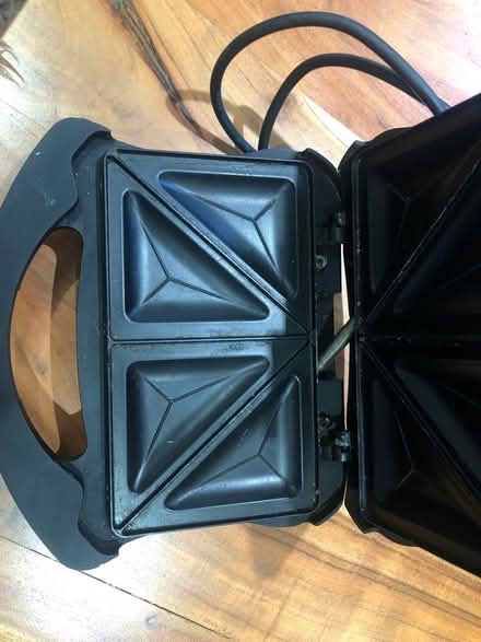 Photo of free Toaster (Harlington) #2
