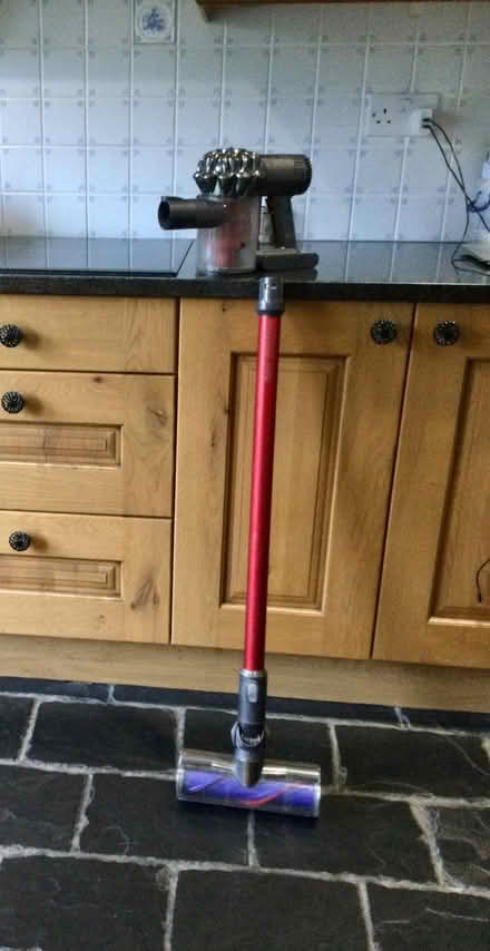 Photo of free Dyson V6 cordless vacuum cleaner (Norton juxta Twycross CV9) #1