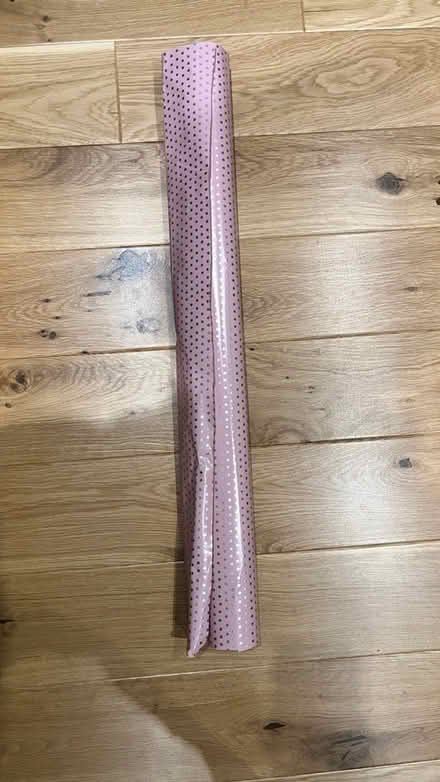 Photo of free Wrapping paper (SE28) #1