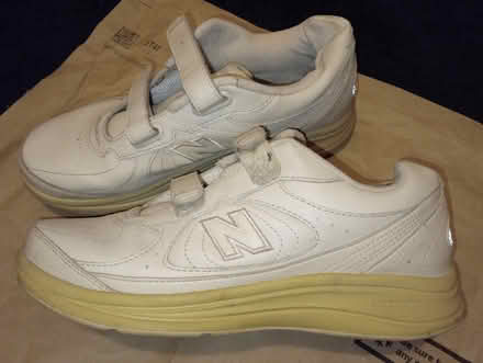Photo of free New Balance Walking Shoe (Women) (Cleveland Park near metro) #1