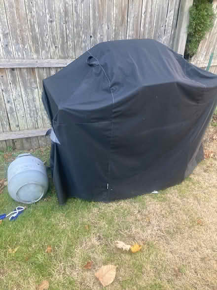 Photo of free Charbroil propane, gas grill (Riverside Connecticut exit 5) #2