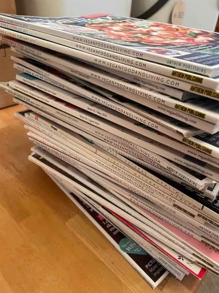 Photo of free Vegan magazines (AB10) #2