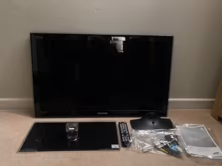 Photo of free HD LED TV - Samsung Series 5 (Hook SO31) #1