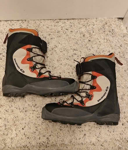 Photo of free Women's XC skis & boots, SNS (Magnuson) #2