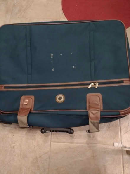 Photo of free Suitcases set of 3 (Morley DE21) #1