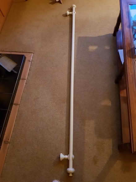 Photo of free wooden curtain pole (Linslade LU7) #1