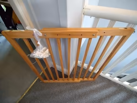 Photo of free Stair gate (BT5) #2