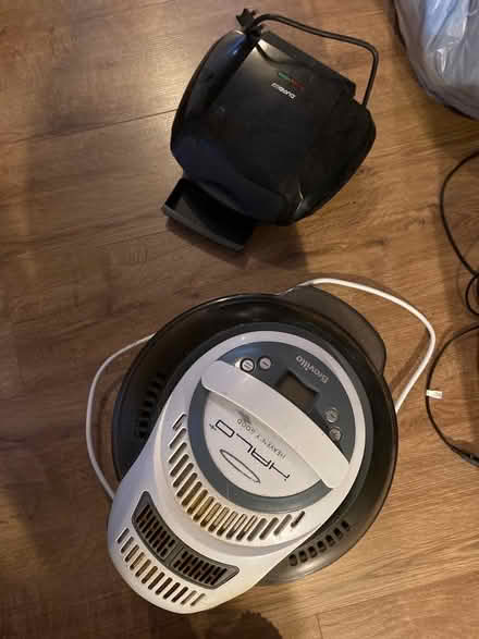 Photo of free Air fryer and grill (Parkwood Rainham ME8) #1