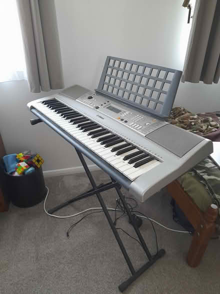 Photo of free Yamaha keyboard and stand (Yeovil) #1