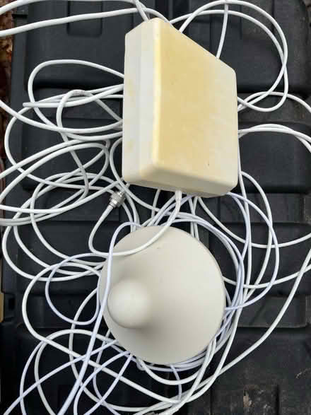 Photo of free Mobile phone signal amplifier (Cuddington CW8) #1