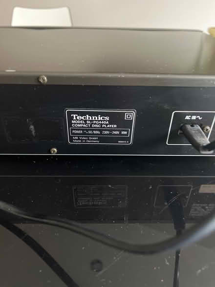 Photo of free Technics compact disc player (Weybridge KT13) #2