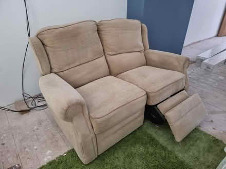 Photo of free 2Seater Electric Recliner (CV11) #4
