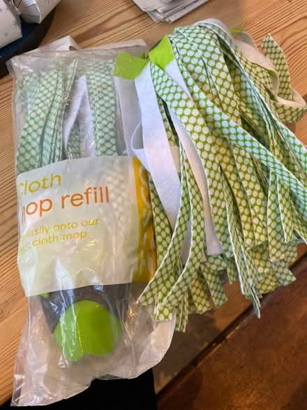 Photo of free 2x Mop Head (SW17) #1