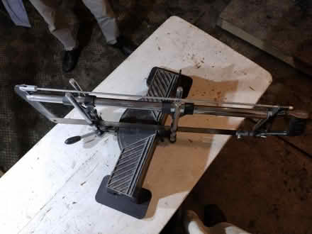 Photo of free hand operated mitre saw (Putney SW15) #1