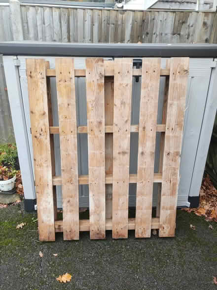 Photo of free Wooden Pallet (North Baddesley) #1