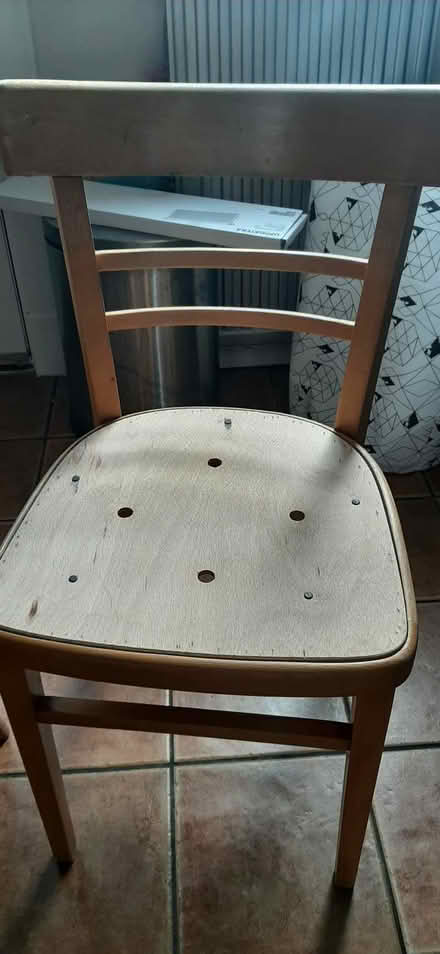 Photo of 1950s kitchen chair (Gowkshill EH23) #1