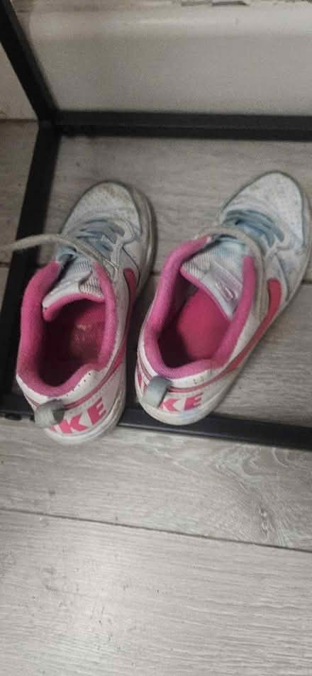 Photo of free Kids nike size 13 trainers (Woodheys M33) #1