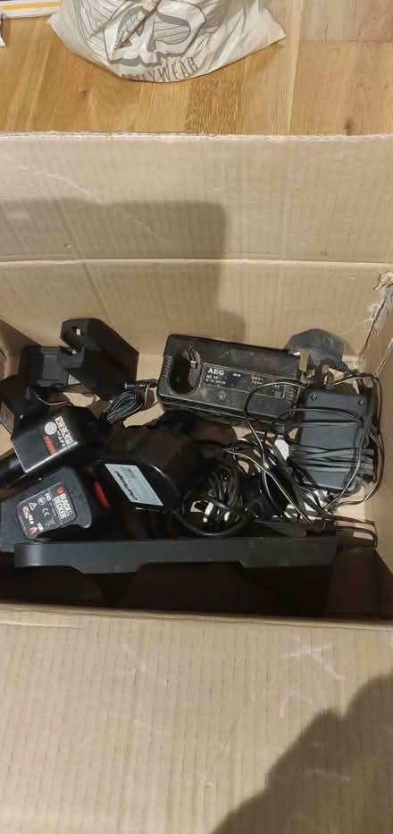Photo of free Assorted battery packs & chargers (Eastbourne BN22) #1