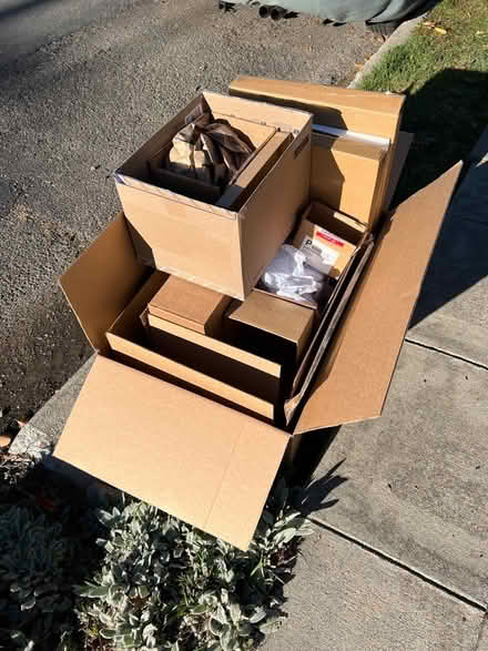Photo of free boxes (95707) #1