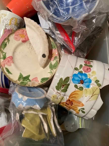 Photo of free Vintage/other ceramic’s for mosaic (Nashway Dr & W Maple Rd) #2