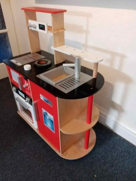 Photo of free Childs play Kitchen Unit (Bilton HG1) #2