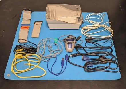 Photo of free Computer cables, anti-static mat and floppy disk caddy (Slinfold RH13) #1