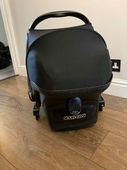 Photo of free Maxi cosi car seat (Feltham TW13) #3
