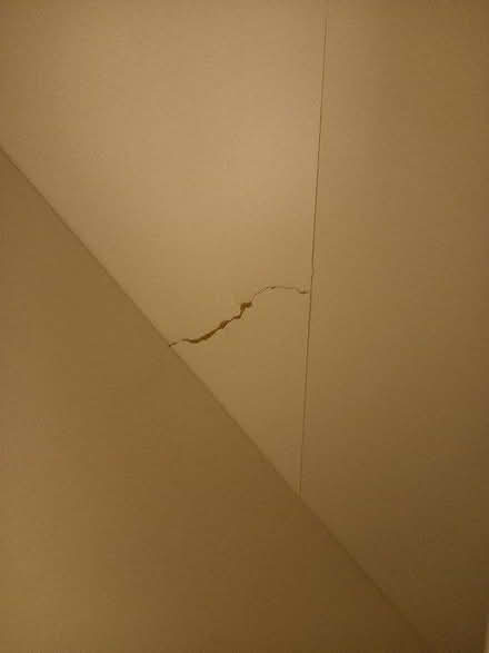 Photo of free Wardrobe. And draws Double door (SE21) #4