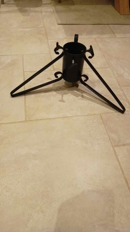 Photo of free Christmas Tree holder (Emery Down SO43) #3