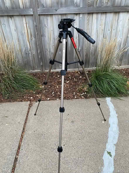 Photo of free Sony VCT-670RM Tripod (Highland Park Area) #2