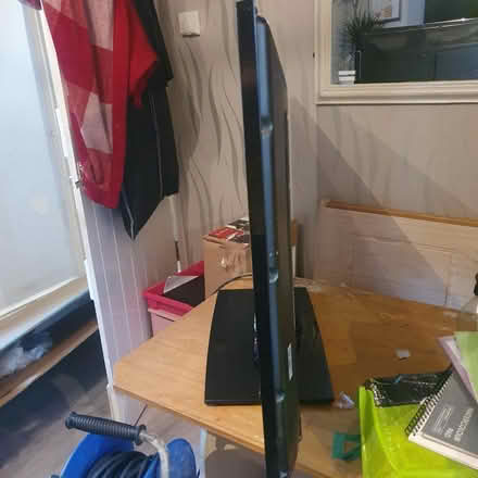 Photo of free 42 inch LG tv (Tudeley) #2