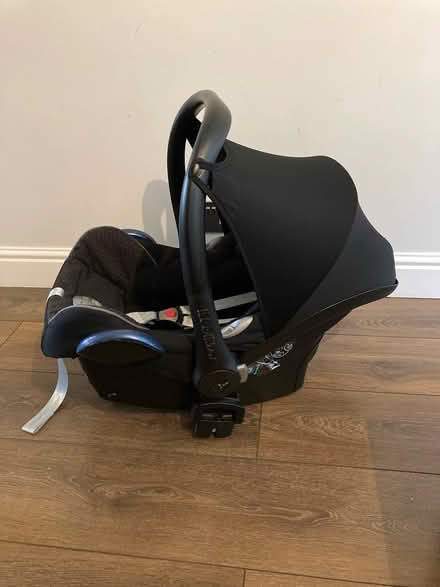 Photo of free Maxi cosi car seat (Feltham TW13) #2
