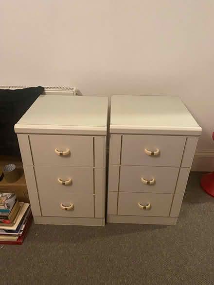 Photo of free White Bedside Drawers (Hastings TN34) #1