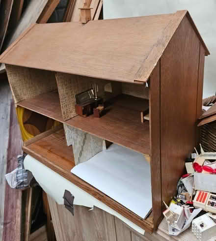 Photo of free Dolls house (IM8) #1