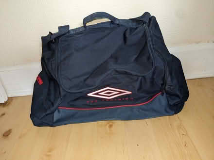 Photo of free holdalls (BR2) #2