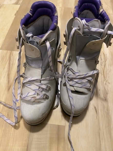 Photo of free Mountaineering boots and crampons (S. Boulder) #2