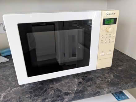 Photo of free Neff Microwave (Callowell GL5) #1