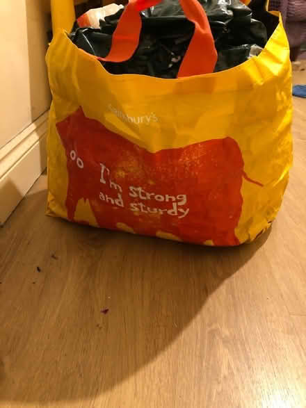 Photo of free Bag of shopping bags (BN41) #2