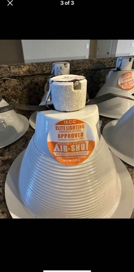 Photo of free Light fixture ceiling (Dr phillips area Orlando) #3