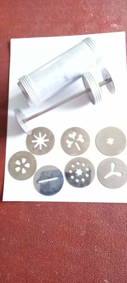 Photo of free biscuit dough cutter (Viewlands PH1) #2