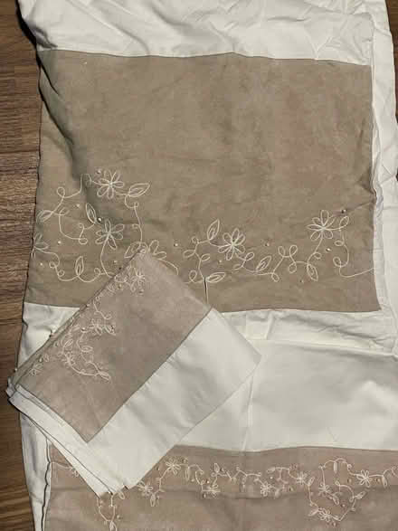 Photo of free Double duvet cover (Low Fell) #1