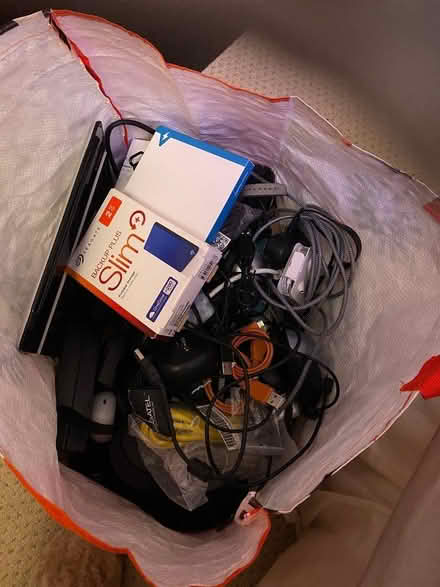 Photo of free A big bag of electrical junk (Potters Bar EN6) #1