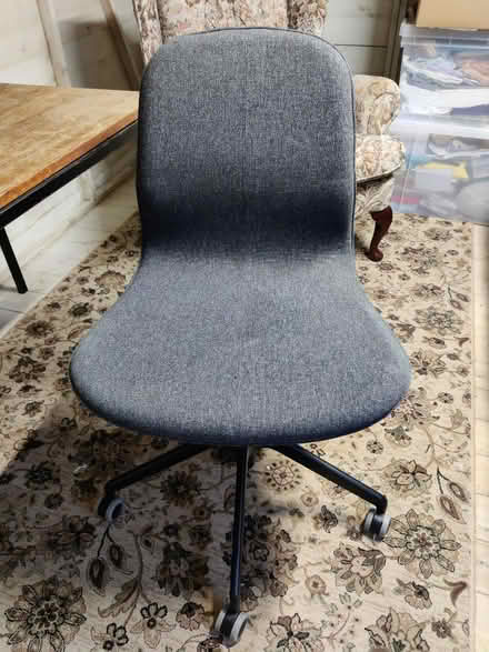 Photo of free Swivel chair. (Emsworth PO10) #1