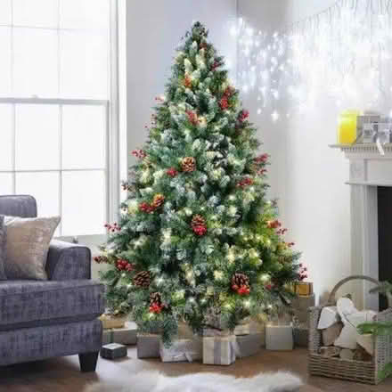 Photo of Christmas decorations (Telford) #1