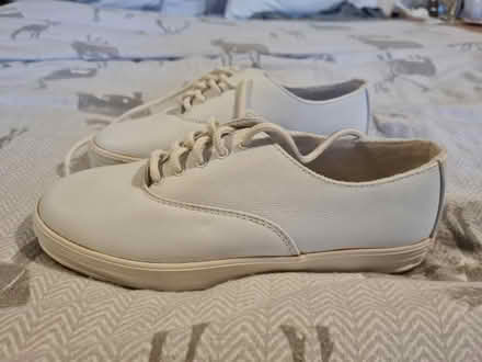 Photo of free Clarks size 5 shoes (Leytonstone E11) #1