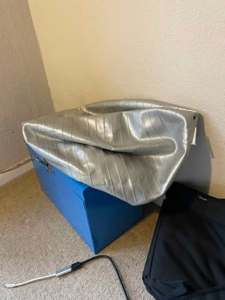 Photo of free Pregnancy/exercise ball (BR3) #1
