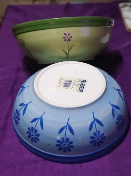 Photo of free 2 Large Floral Bowles (Courtlands WD25) #1