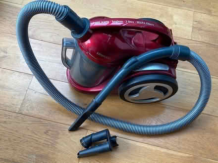 Photo of free Kenwood 1600w vacuum cleaner 2L (Twickenham TW1) #1